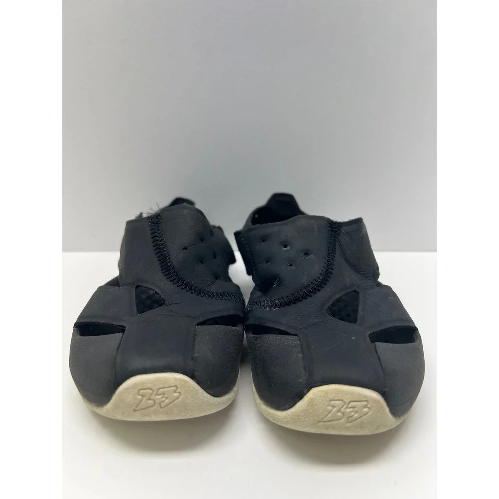 Jordan Flare Sandals Kids 9C Black CI7850 Hook and Loop Closed Toe Basketball 23